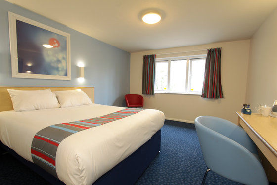 Travelodge Cheltenham Camera foto