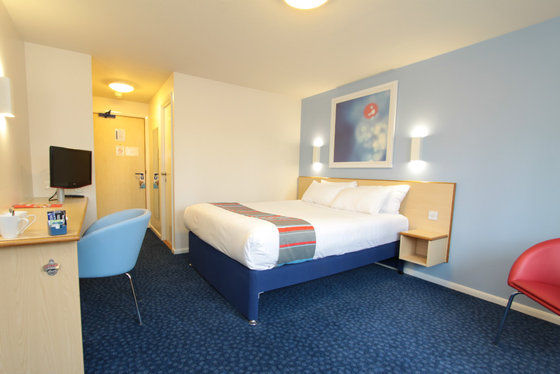 Travelodge Cheltenham Camera foto